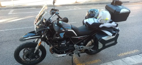 2022 Moto Guzzi V 85 TT